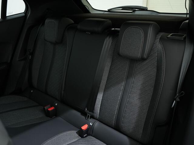 Peugeot 2008 1.2 HYBRID 145PK ALLURE E-DCS6 | Navi | Keyless | Cruise Adaptief .