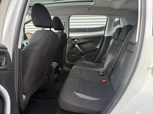 Peugeot 2008 1.2 PureTech Blue Lion 2e Eigenaar|Pano|Navi|Carplay|Trekhaak|Airco|Cruise|PDC|Elek ramen|N.A.P|APK tot 03-2027
