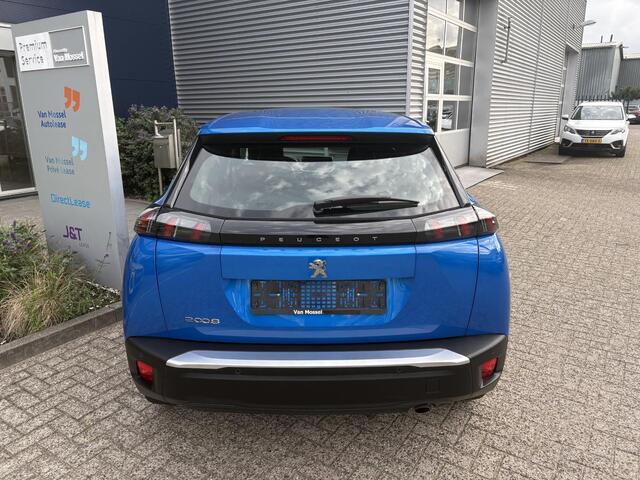 Peugeot 2008 1.2 PureTech Active Pack | Climate Control | Camera achter | Lichtmetalen velgen | Apple Carplay/ Android Auto |