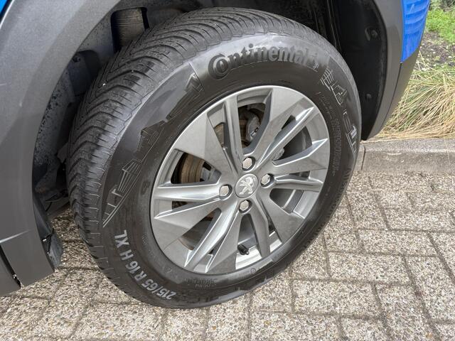 Peugeot 2008 1.2 PureTech Active Pack | Climate Control | Camera achter | Lichtmetalen velgen | Apple Carplay/ Android Auto |