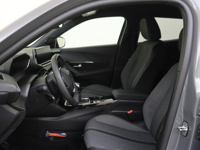 Peugeot 2008 1.2 PureTech 100 Allure | Navigation Pack | Parkeerhulp rondom | Climate | Cruise |