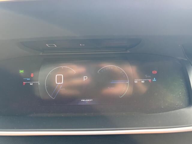 Peugeot 2008 Hybrid 145 GT - NIEUW UIT VOORRAAD - DIRECT RIJDEN! - VEEL KORTING