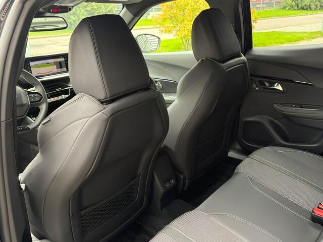 Peugeot 2008 1.2 Hybrid 145 GT - NIEUW UIT VOORRAAD - DIRECT RIJDEN! - VEEL KORTING
