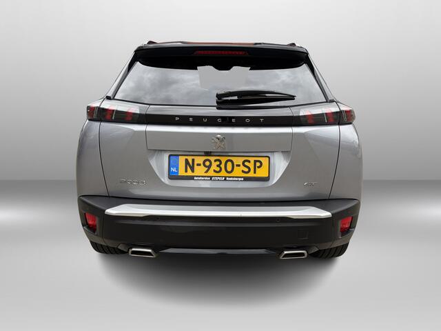 Peugeot 2008 1.2 GT Pack Automaat | Stoelverwarming | 3D dashboard | Camera | Navi