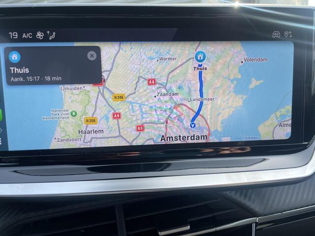 Peugeot 2008 1.2 Hybrid 145 GT | Vision, Navigation & Drive Assist plus Pack | LM VELGEN | AUTOMAAT |