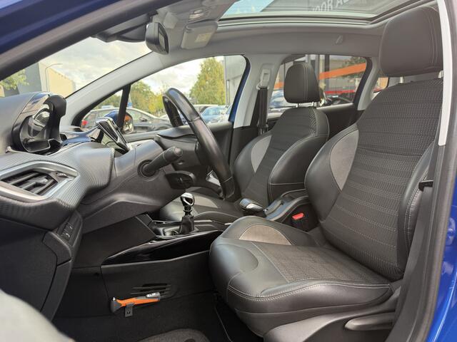 Peugeot 2008 BWJ 2019 | 1.2 111PK Allure | NWE DISTRIBUTIE | TREKHAAK | PANO | NAVI | CAMERA | CLIMA | CRUISE | PDC |