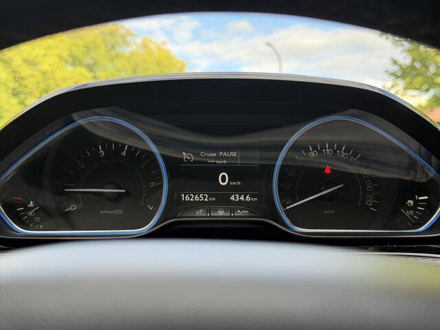 Peugeot 2008 BWJ 2019 | 1.2 111PK Allure | NWE DISTRIBUTIE | TREKHAAK | PANO | NAVI | CAMERA | CLIMA | CRUISE | PDC |