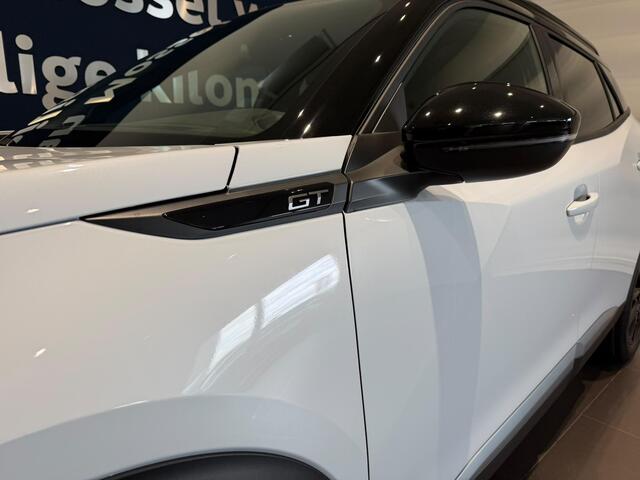 Peugeot 2008 1.2 Hybrid 136 GT