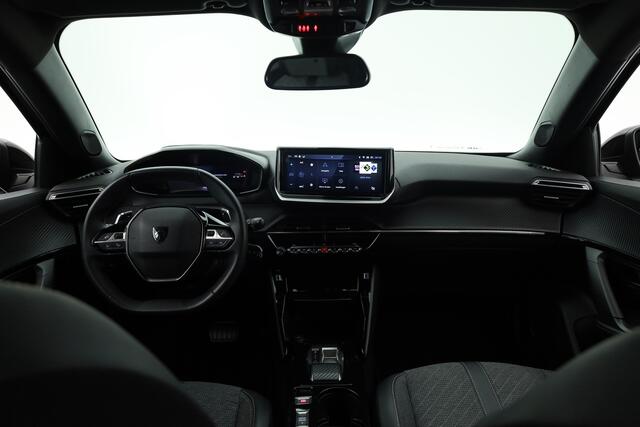 Peugeot 2008 1.2 PureTech 130 Allure | Dig. Cockpit | Trekhaak | Camera | Apple CarPlay & Android Auto | Cruise Control | Navi | 17'' R