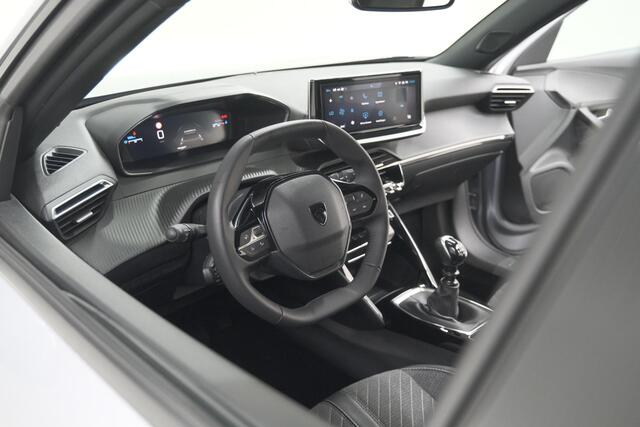 Peugeot 2008 PureTech 100 Allure | Apple Carplay | Parkeersensoren | Climate control