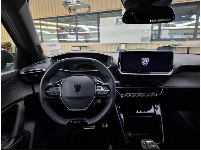 Peugeot 2008 1.2 Hybrid 145PK GT Automaat Navigatie, Rondom zichtcamera,18 inch Velgen, Apple carplay/Android Auto