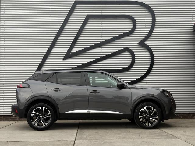 Peugeot 2008 1.2 PureTech Blue Lease Allure 2e Eigenaar|Navi|Camera|D-riem vv in 2025|i-Cockpit|Trekhaak|Cruise|Carplay|Clima|PDC V+A|Elek ramen|Nieuwe APK bij Aflevering