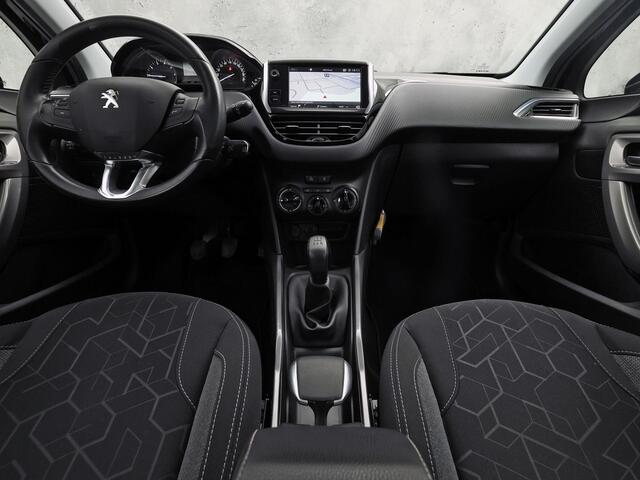 Peugeot 2008 1.2 PureTech Sport (NAVIGATIE, AIRCO, PANORAMADAK, CRUISE, PARKEERSENSOREN, LM VELGEN, NIEUWE APK, NIEUWSTAAT)