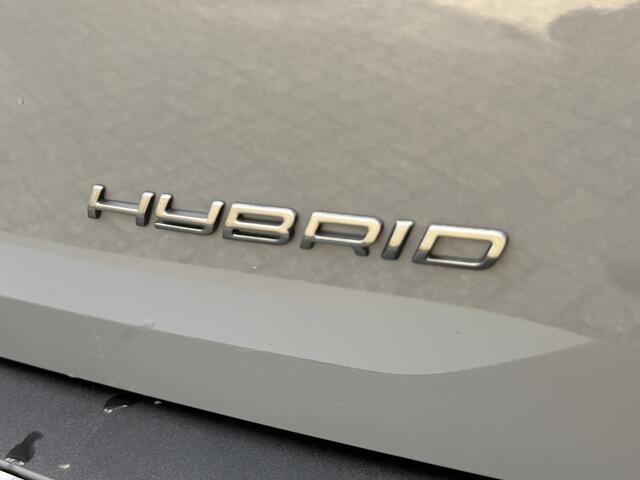 Peugeot 2008 1.2 Hybrid 145 Allure Automaat | PDC | Camera | Blind Spot | Adap. Cruise | Selenium Grey |