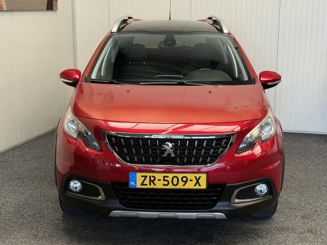 Peugeot 2008 1.2 PureTech GT-line PANORAMADAK NAVIGATIE CRUISE CONTROL CLIMATE CONTROL APPLE CARPLAY/ANDROID BLUETOOTH ACHTERUITRIJCAMERA TREKHAAK ZEER MOOI !!