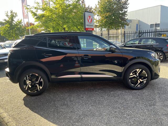 Peugeot 2008 1.2 Hybrid 145 GT // ADAPT. CRUISE // DODEHOEK // 360 CAMERA+SENSOREN // KEYLESS // SFEERVERLICHTING //