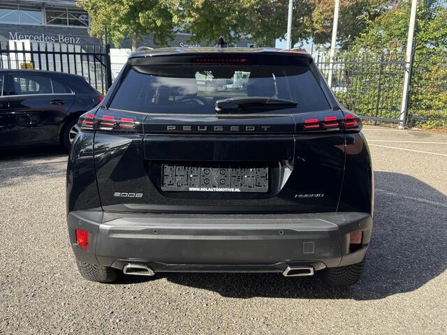 Peugeot 2008 1.2 Hybrid 145 Allure // CRUISE // APPLE CARPLAY-ANDROID AUTO // STOELVERWARMING // CLIMA //