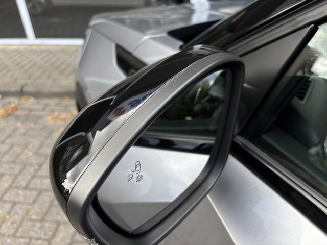 Peugeot 2008 GT 1.2 Hybrid 145 eDSC6