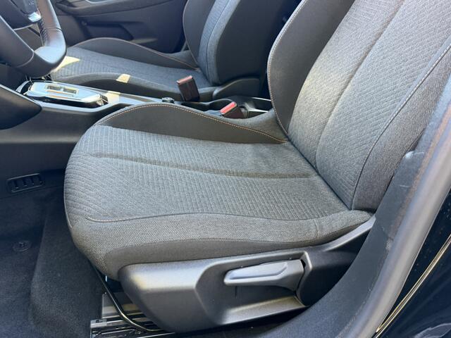 Peugeot 2008 1.2 Hybrid 136 Style Hybride + Benzine * Climate & Cruise Control * Navigatie & Spotify via Google Maps Up To Date * DAB Radio * Rijstrooksensor * Parkeersensoren * Vingerhoets; Vierde Generatie Eersteklas Service. Al meer dan 100 jaar een begrip in de Brabantse Kempen