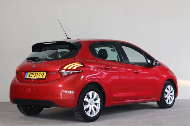 Peugeot 208 1.2 PureTech Blue Lion NL-Auto!! Navigatie I Cruise I PDC --- A.S. ZONDAG GEOPEND VAN 11.00 T/M 15.30 ---