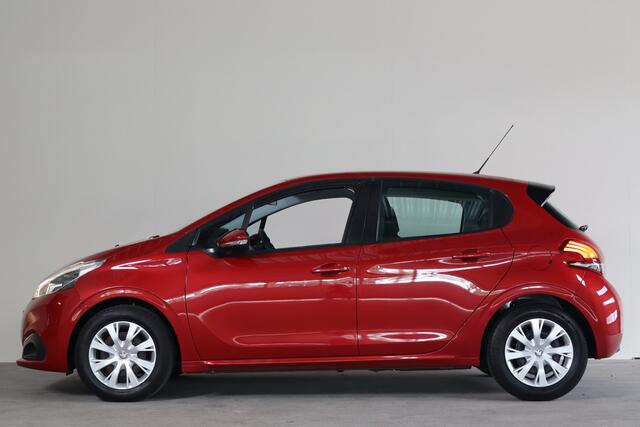 Peugeot 208 1.2 PureTech Blue Lion NL-Auto!! Navigatie I Cruise I PDC --- A.S. ZONDAG GEOPEND VAN 11.00 T/M 15.30 ---