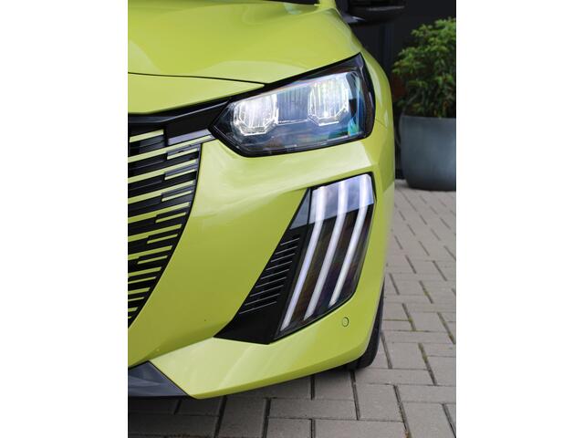 Peugeot 208 Hybrid 100 e-DCS6 Allure Automaat Navigatie, Camera achter, Stoelverwarming