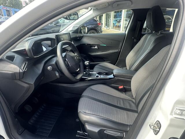 Peugeot 208 1.2 PureTech Allure Pack | LED | Keyless | Adapt. Cruise | Apple Carplay | Stoelverwarming | Afn. Trekhaak