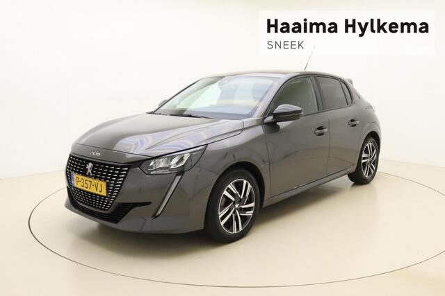 Peugeot 208 1.2 PureTech Allure 100 PK | 8-Traps Automaat | Camera | DAB+ radio | Cruise Control | Navigatie | 1e eigenaar | Dealer onderhouden | Voorraad