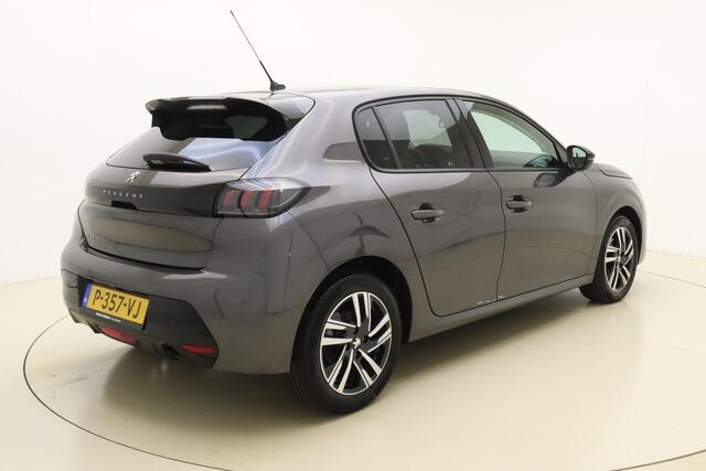 Peugeot 208 1.2 PureTech Allure 100 PK | 8-Traps Automaat | Camera | DAB+ radio | Cruise Control | Navigatie | 1e eigenaar | Dealer onderhouden | Voorraad