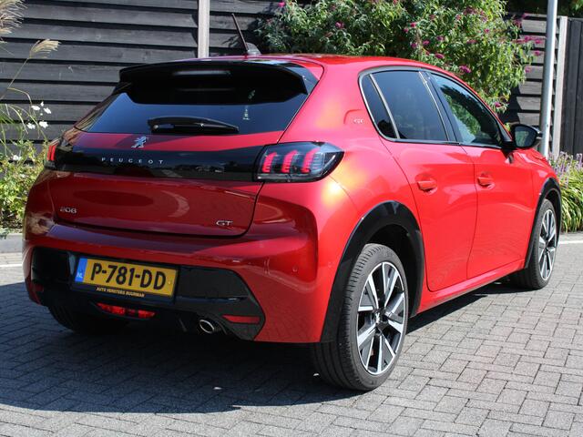 Peugeot 208 1.2 PureTech GT 100PK Navigatie, Panoramadak, Keyless start, Achteruitrijcamera, Apple CarPlay-Android Auto, Parkeersensoren voor & achter