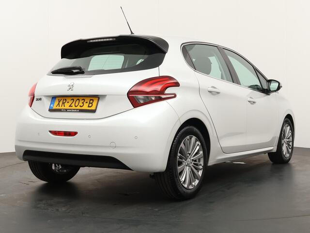 Peugeot 208 1.2 PureTech Blue Lease Allure | Airco | Cruise Control | L.M. Velgen |