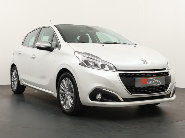 Peugeot 208 1.2 PureTech Blue Lease Allure | Airco | Cruise Control | L.M. Velgen |