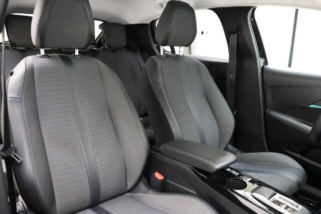 Peugeot 208 1.2 PureTech Allure 100 PK | Automaat | Camera | Navigatie | Licht metalen velgen | Cruise Control