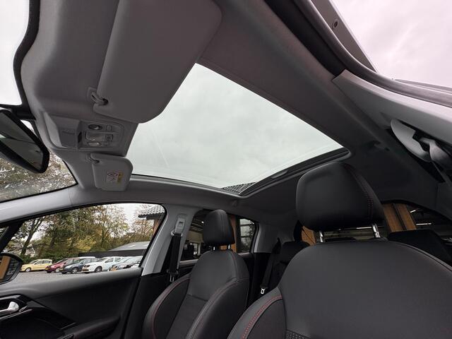 Peugeot 208 1.2 GT-Line Panoramadak, Camera, Navigatie, Carplay. Garantie