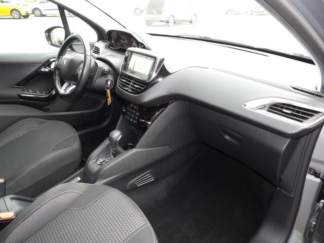 Peugeot 208 1.2 PureTech 110pk Allure Automaat Airco 48447km