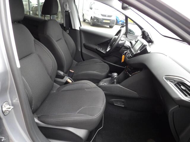 Peugeot 208 1.2 PureTech 110pk Allure Automaat Airco 48447km