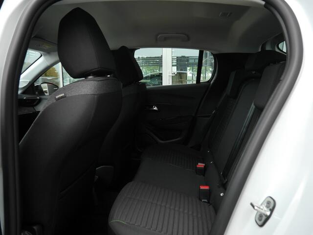 Peugeot 208 1.2 PureTech 100 Active | Nieuwe auto | Airco | Navigatie | Parkeersensoren achter | Led | Android auto/Apple carplay | Elektrische ramen | Cruise control
