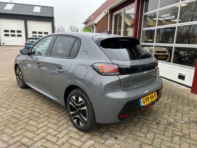 Peugeot 208 1.2 PT 100 ALLURE ZO GOED ALS NIEUW!