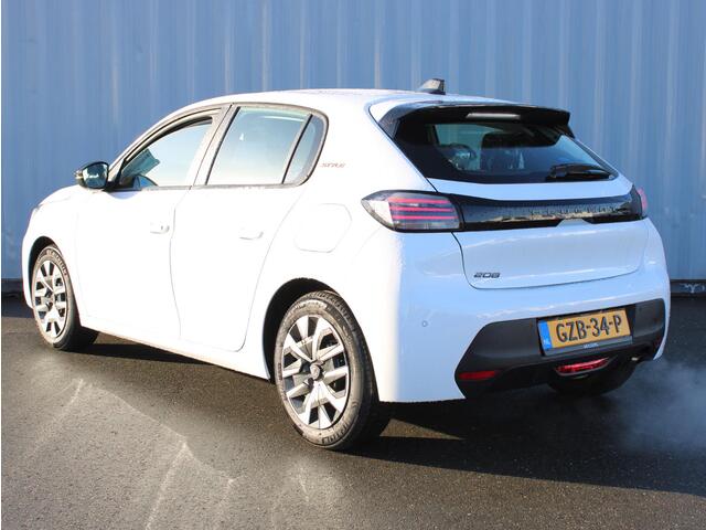 Peugeot 208 1.2 PureTech 75 Style i-Connect Advanced Navigatie