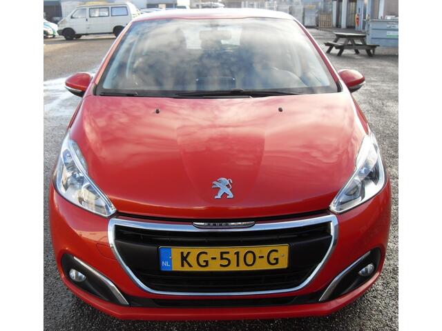 Peugeot 208 1.2 Pure tech bluelion airco