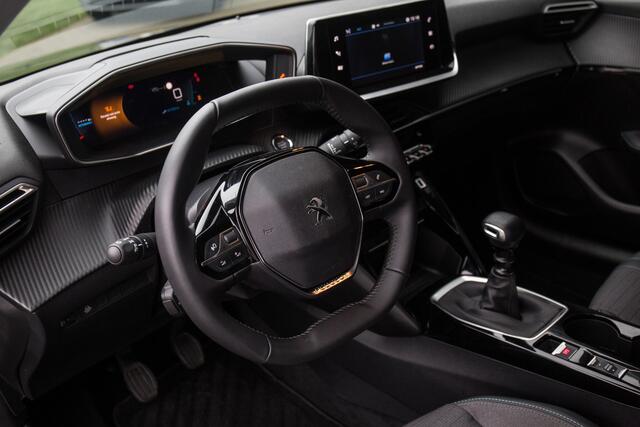 Peugeot 208 1.2 PureTech 100 Allure