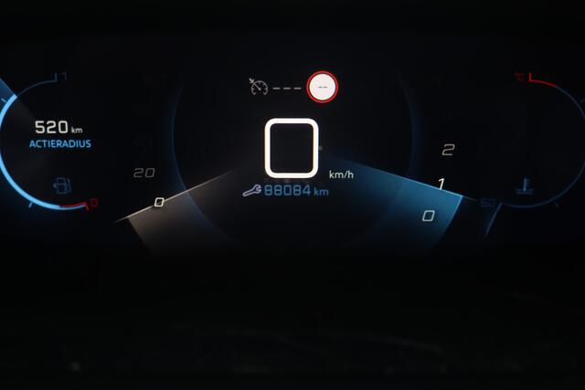 Peugeot 208 BWJ 2019 1.2 101 PK PureTech Blue Lease Allure HALF LEDER / CAMERA / VIRTUAL COCKPIT / CLIMA / NAVI / CRUISE / BLUETOOTH / PDC V+A / LMV 16 INCH / PRIV. GLAS / ISOFIX / MULTIFUNCT. STUUR