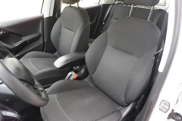 Peugeot 208 1.2 PureTech Blue Lion Airco.Navi.Pdc.Cruise