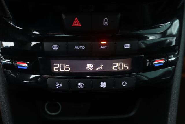 Peugeot 208 BJR 2016 BJR 2016 1.2 111 PK PureTech Première AIRCO ECC / PANO DAK / CRUISE CONTROLL / STUURBEKR./ TREKHAAK PREMIERE UITVOERING !!