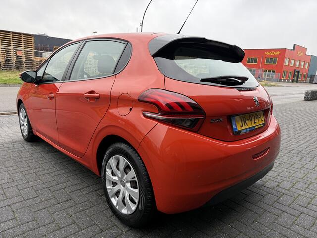 Peugeot 208 1.2 PureTech Blue Lion | 2E EIGENAAR | 12MND GARANTIE | DAB | NAVI | CRUISE | AIRCO |