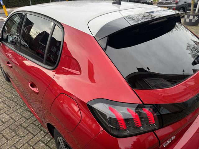 Peugeot 208 100pk PT Allure, Camera | Navi & CarPlay | Clima