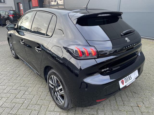 Peugeot 208 100pk Allure (Camera - Navigatie - LED - i-cockpit - Automatische Airco - Apple Carplay)