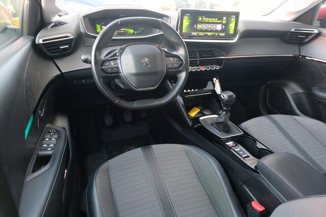 Peugeot 208 BWJ 2019 1.2 101 PK Blue Lease Allure NAVI / CLIMA / CRUISE / DAB+ / APPLE & ANDROID / CAMERA / PDC / LMV / LICHT & REGEN SENSOR /