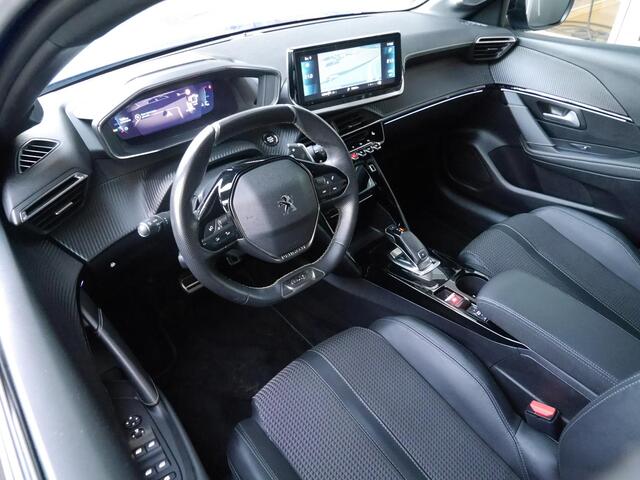 Peugeot 208 1.2 PureTech GT Pack 130PK | Automaat | Stoelverwarming | Navigatie | Keyless start | Lichtmetalen velgen | Climate control | Parkeersensoren voor en achter | Achteruitrijcamera