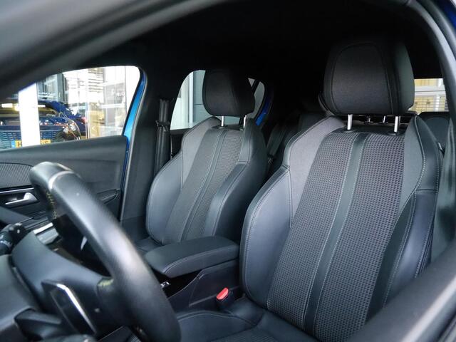 Peugeot 208 1.2 PureTech GT Pack 130PK | Automaat | Stoelverwarming | Navigatie | Keyless start | Lichtmetalen velgen | Climate control | Parkeersensoren voor en achter | Achteruitrijcamera